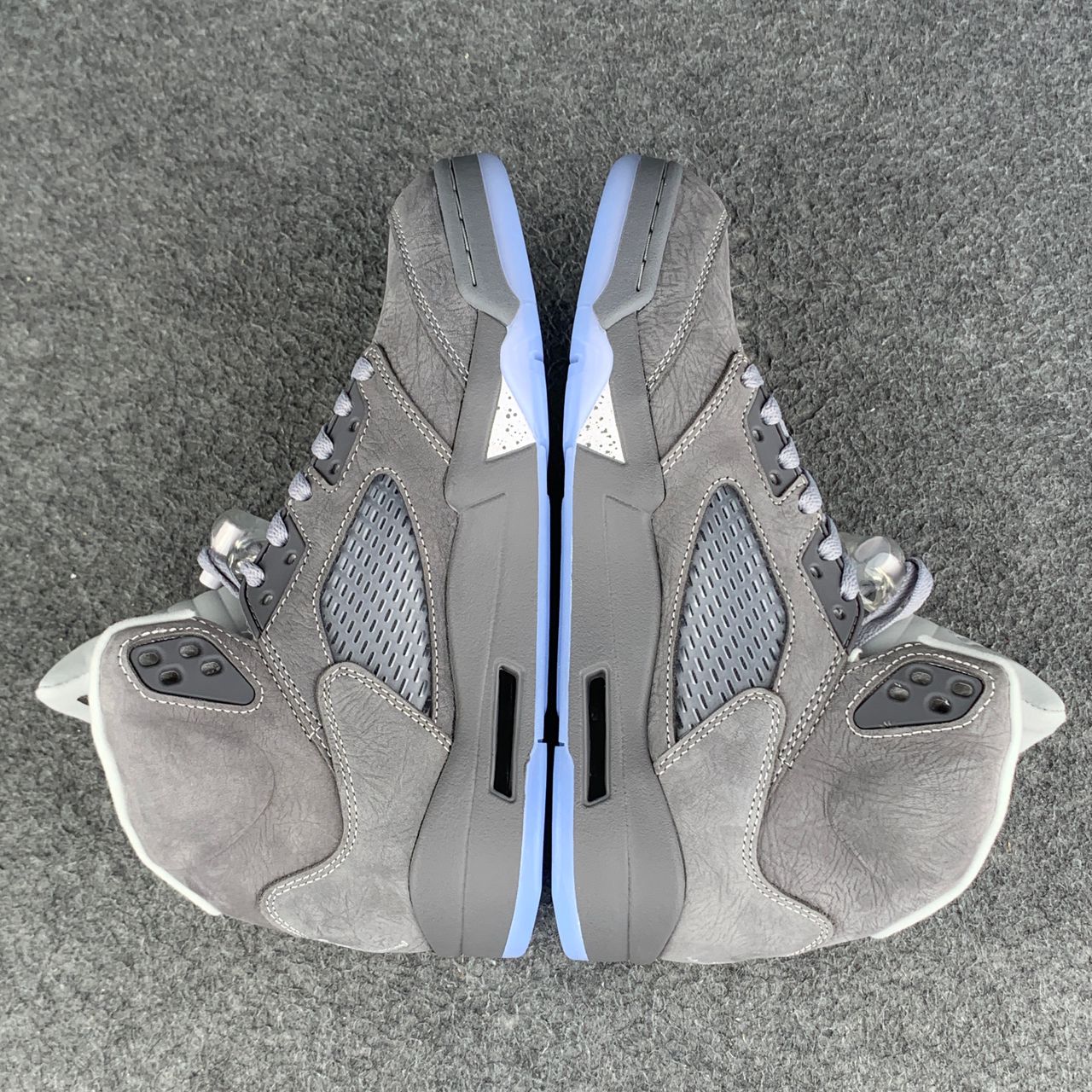 Air Jordan 5 'Wolf Grey' 2026